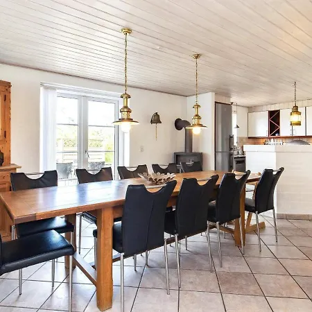 Six-bedroom Holiday In 1 * Blåvand