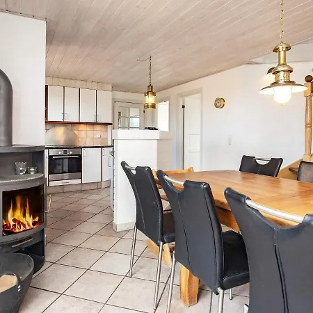 Six-bedroom Holiday In 1 Сasa de vacaciones