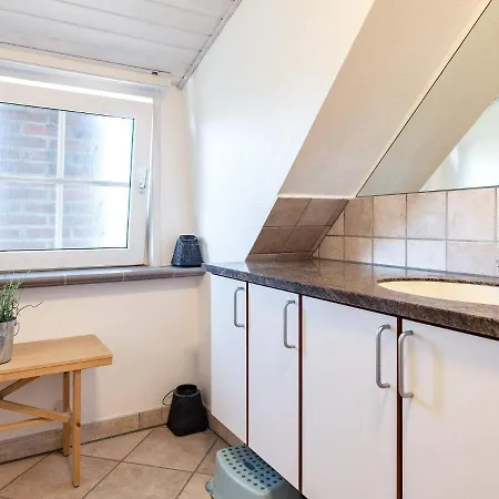Six-bedroom Holiday In 1 * Blåvand